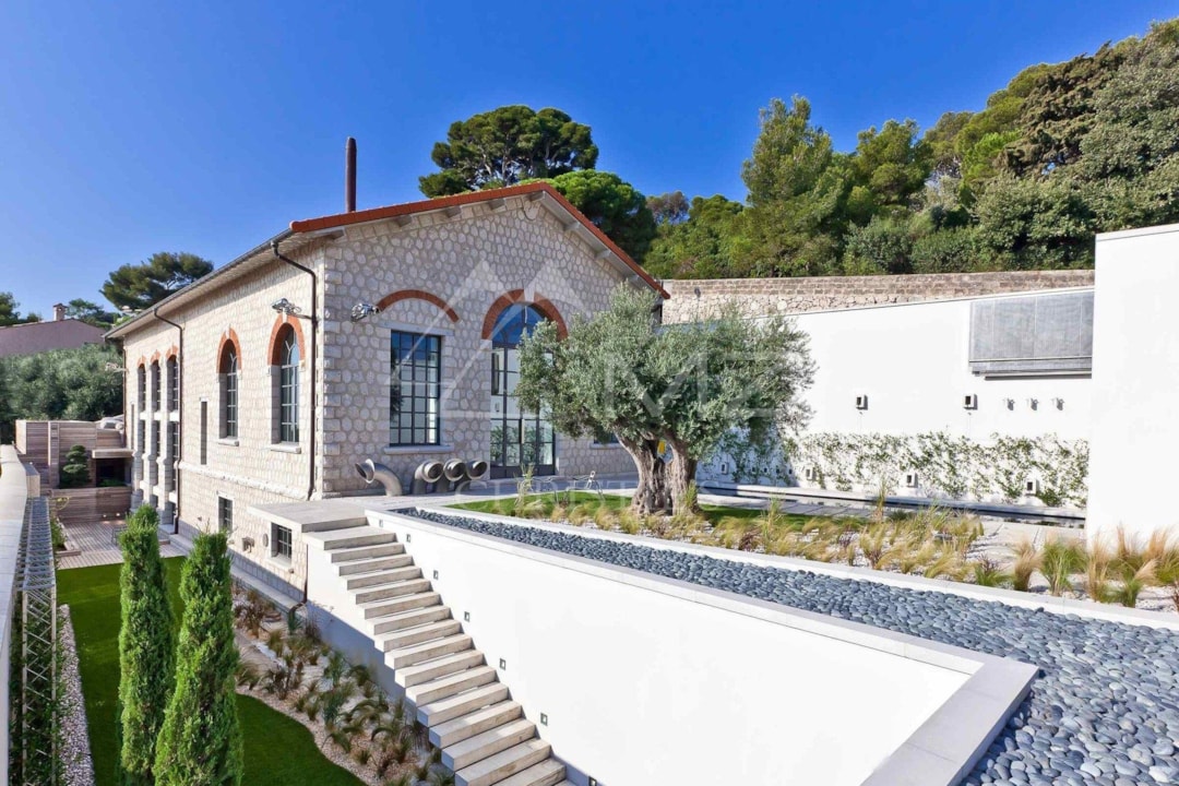Image of Villefranche-sur-Mer - Extraordinary loft-style villa with panoramic sea view