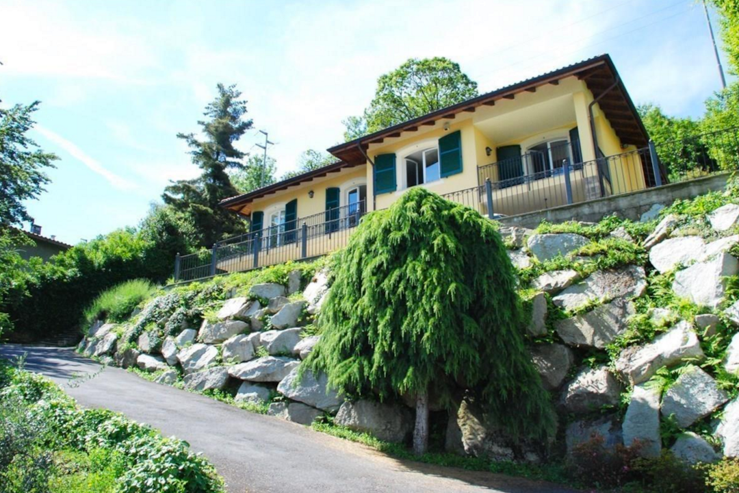 Image of Stylish Villa just above Stresa with lake View.