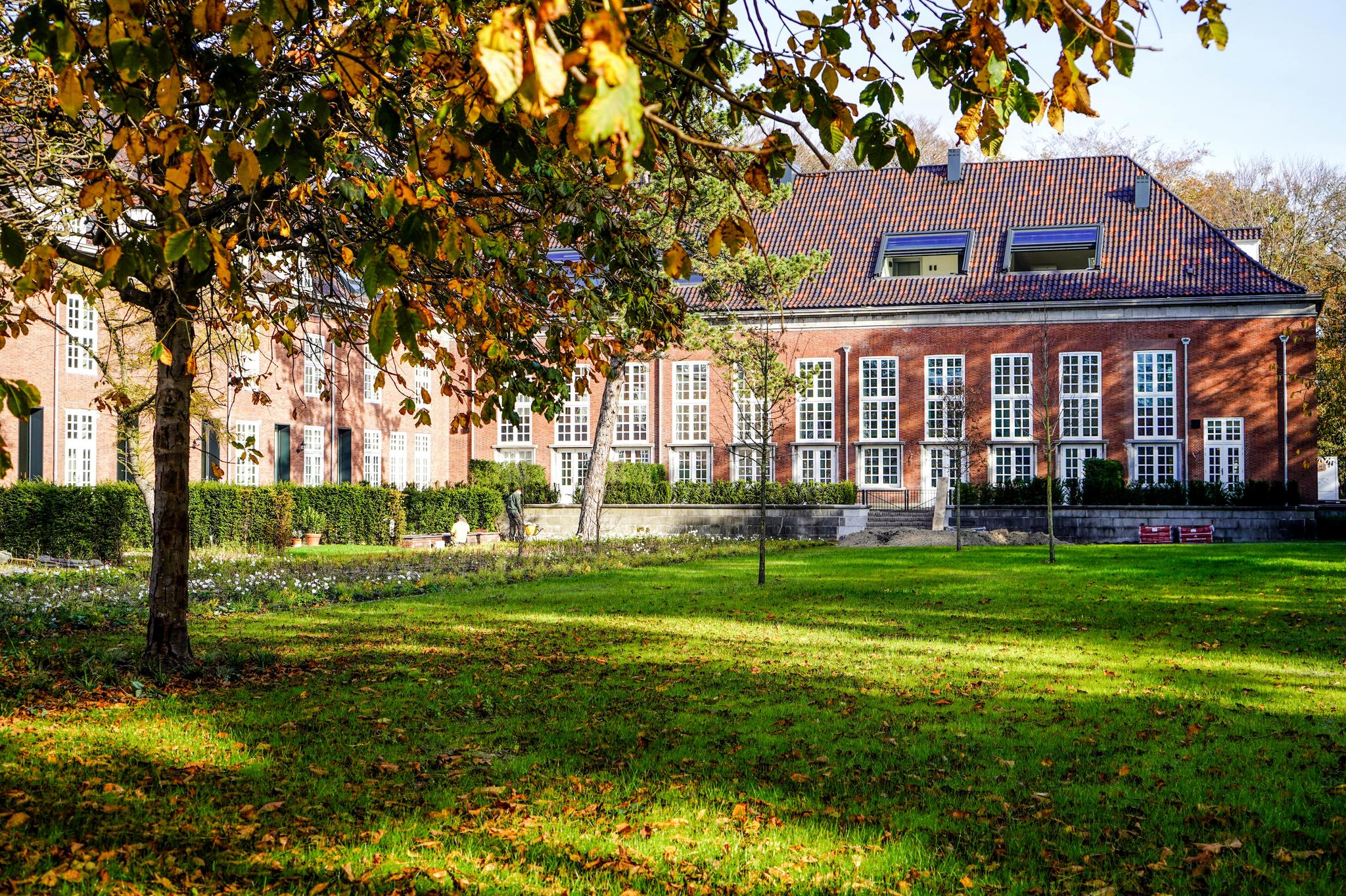Overig - 'S-GRAVENHAGE - Therese Schwartzestraat 131