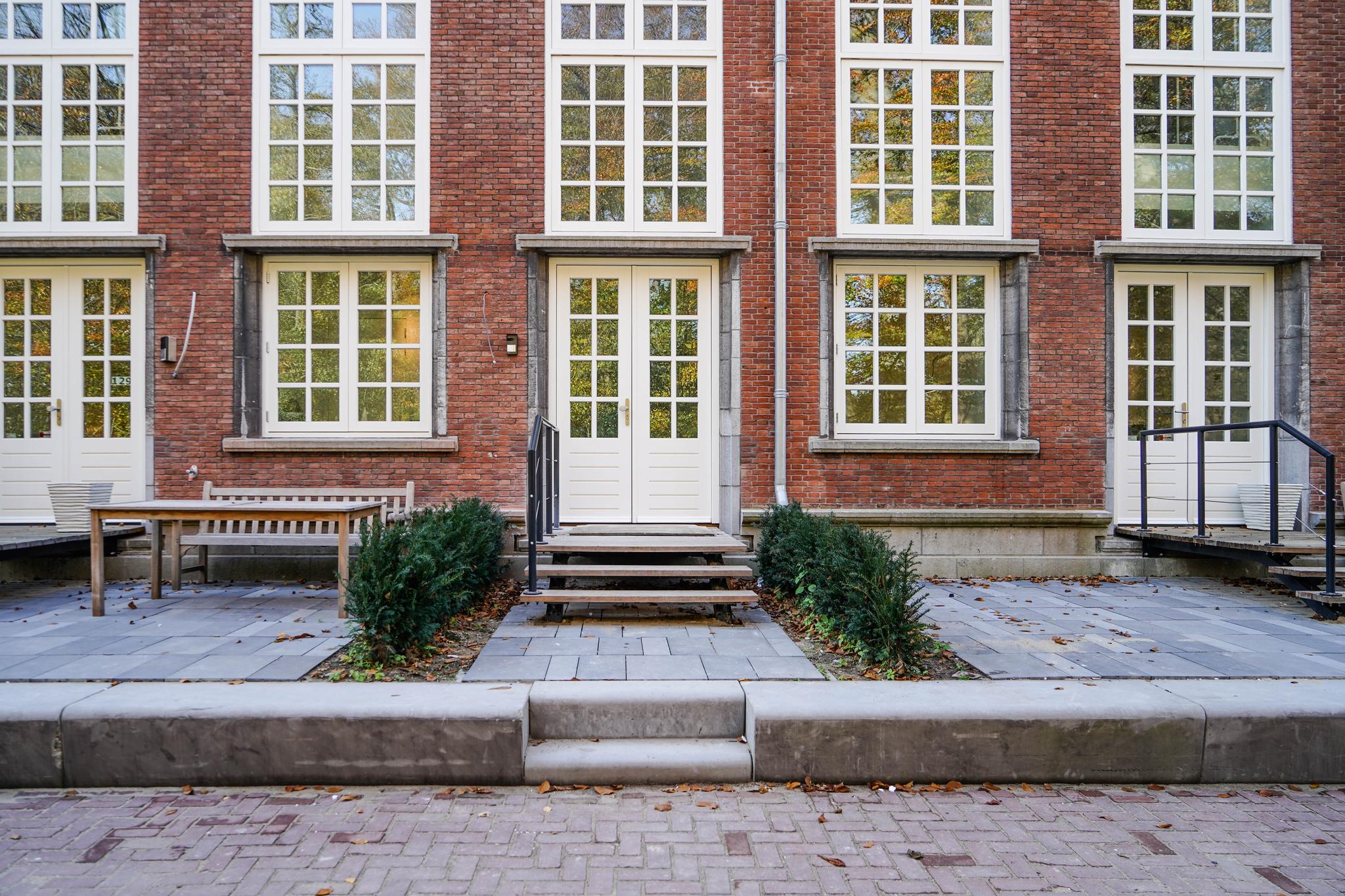 Overig - 'S-GRAVENHAGE - Therese Schwartzestraat 131
