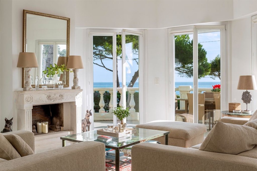 Image of Prestigious villa with an extraordinary sea view