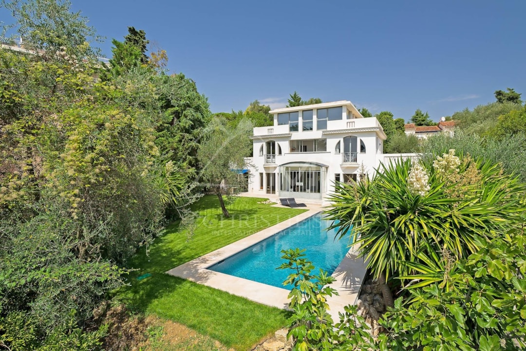 Image of Cannes - Le Cannet - Art Deco style property with a sea view
