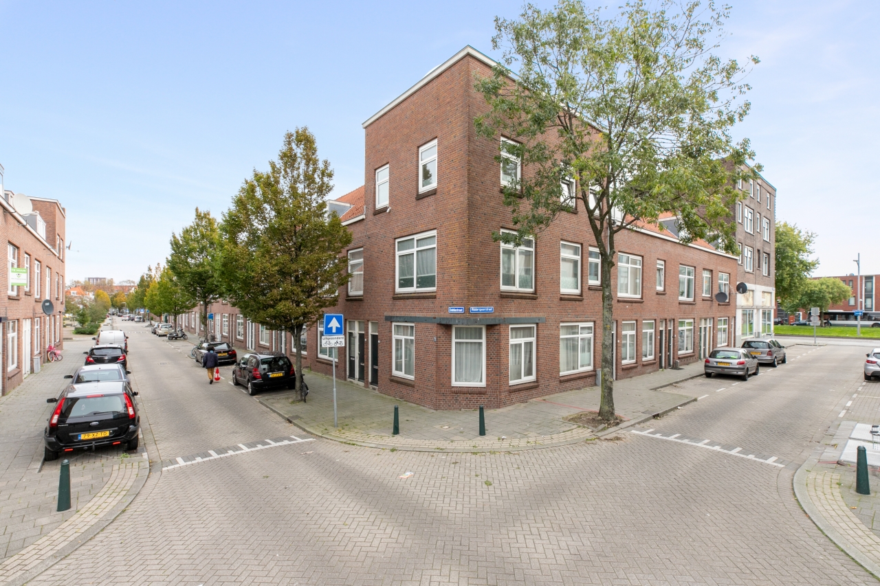 Woning / appartement - Rotterdam - Dahliastraat 70 A, 70 B en 72