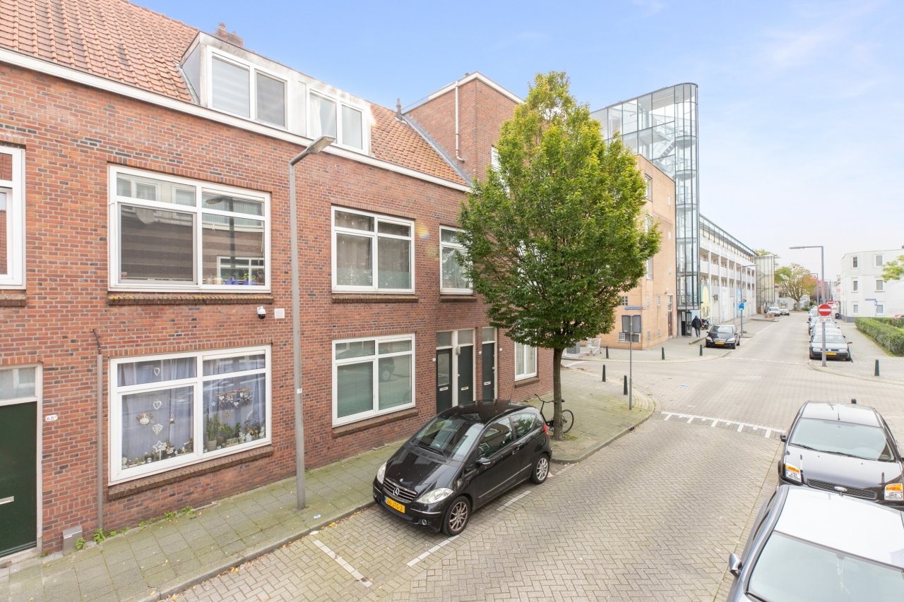 Woning / appartement - Rotterdam - Dahliastraat 70 A, 70 B en 72