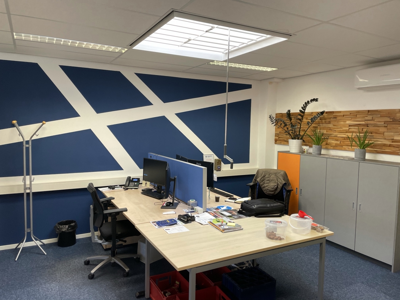Kantoorpand - Reeuwijk - Leeghwaterstraat 15-01, 15-02 en 15-03