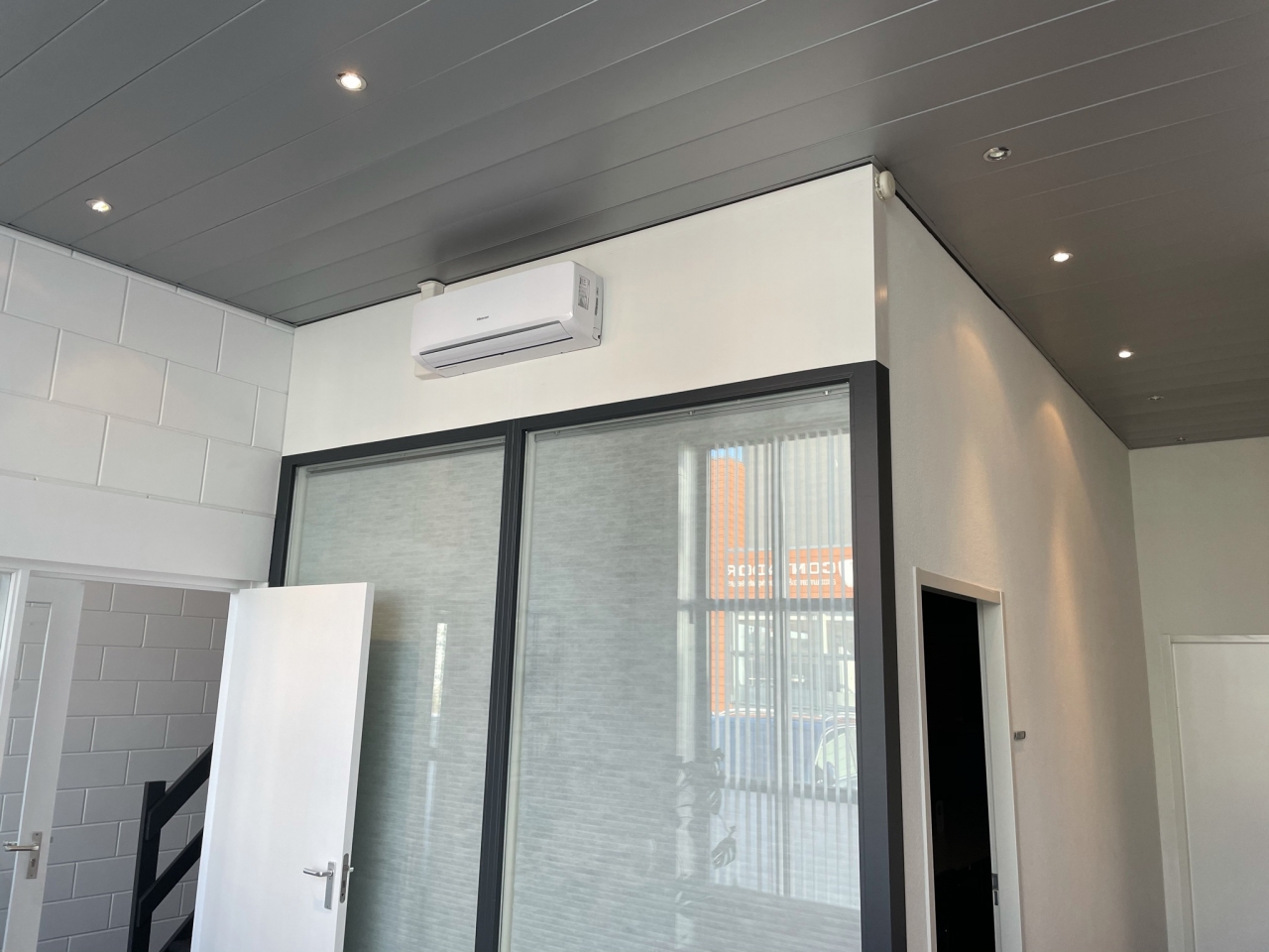 Kantoorpand - Reeuwijk - Leeghwaterstraat 15-01, 15-02 en 15-03