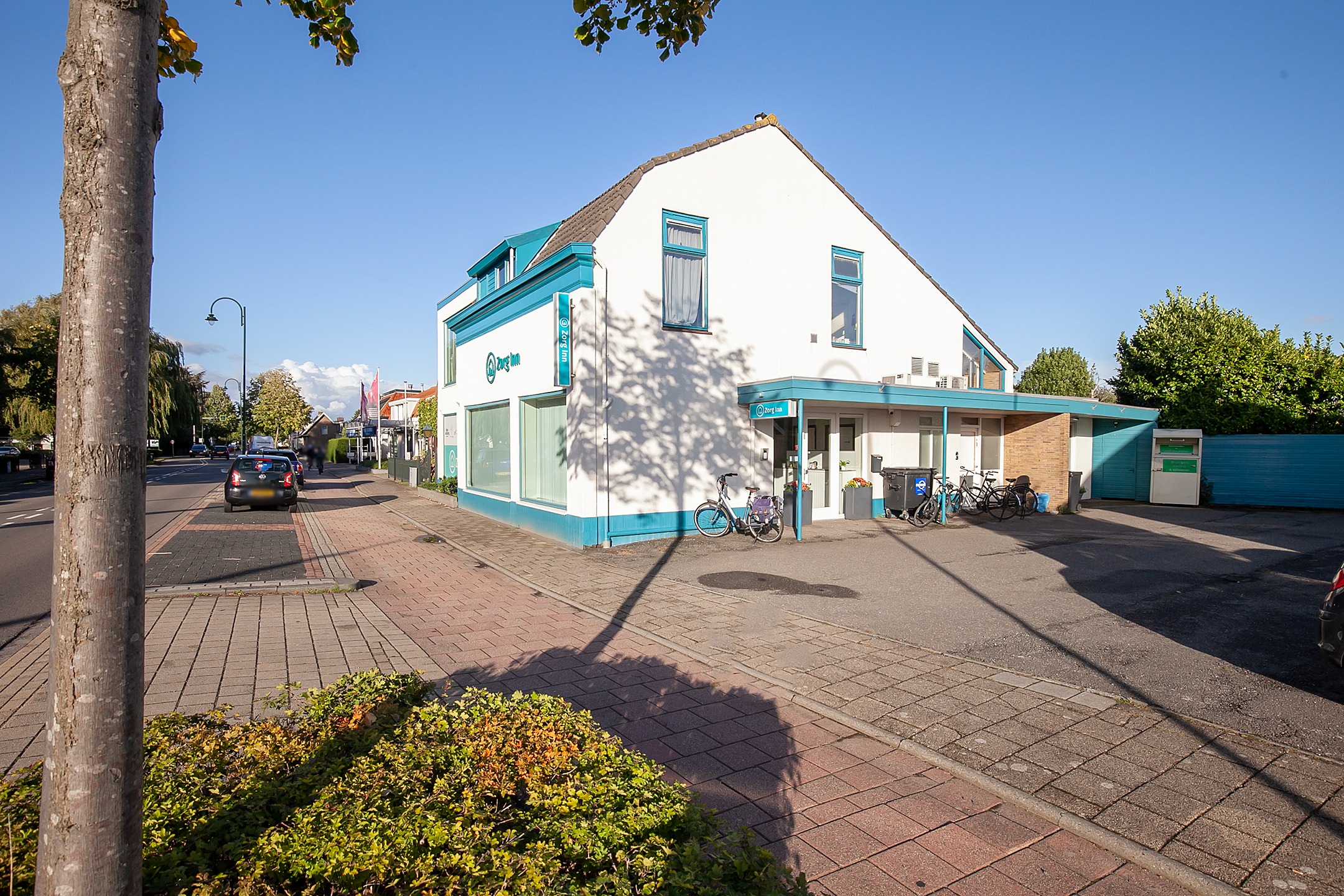 Bedrijfspand - Hellevoetsluis - Rijksstraatweg 142