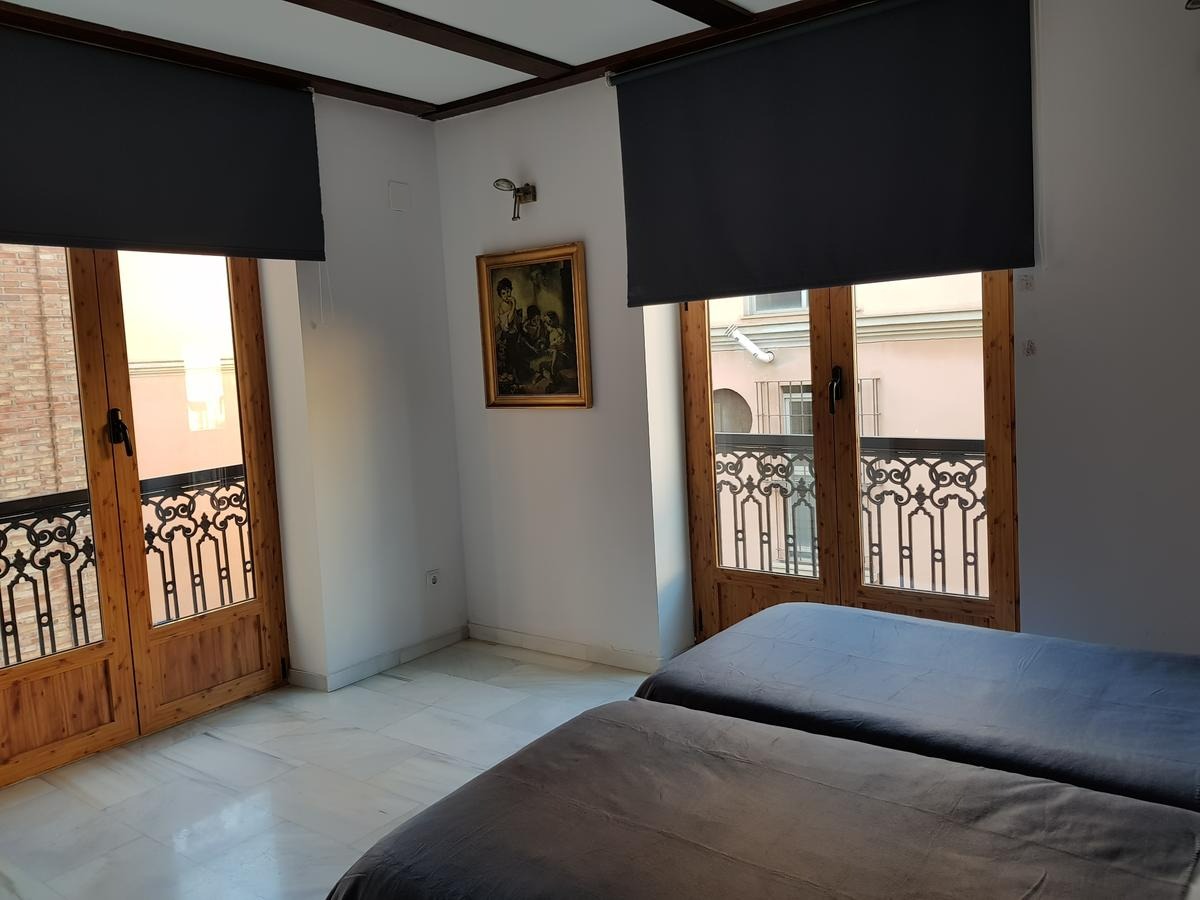 Woning / winkelpand - Valencia - Carrer de Joan Plaça 1
