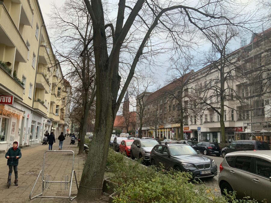 Bedrijfspand - Berlin - Ossietzkystraße  9