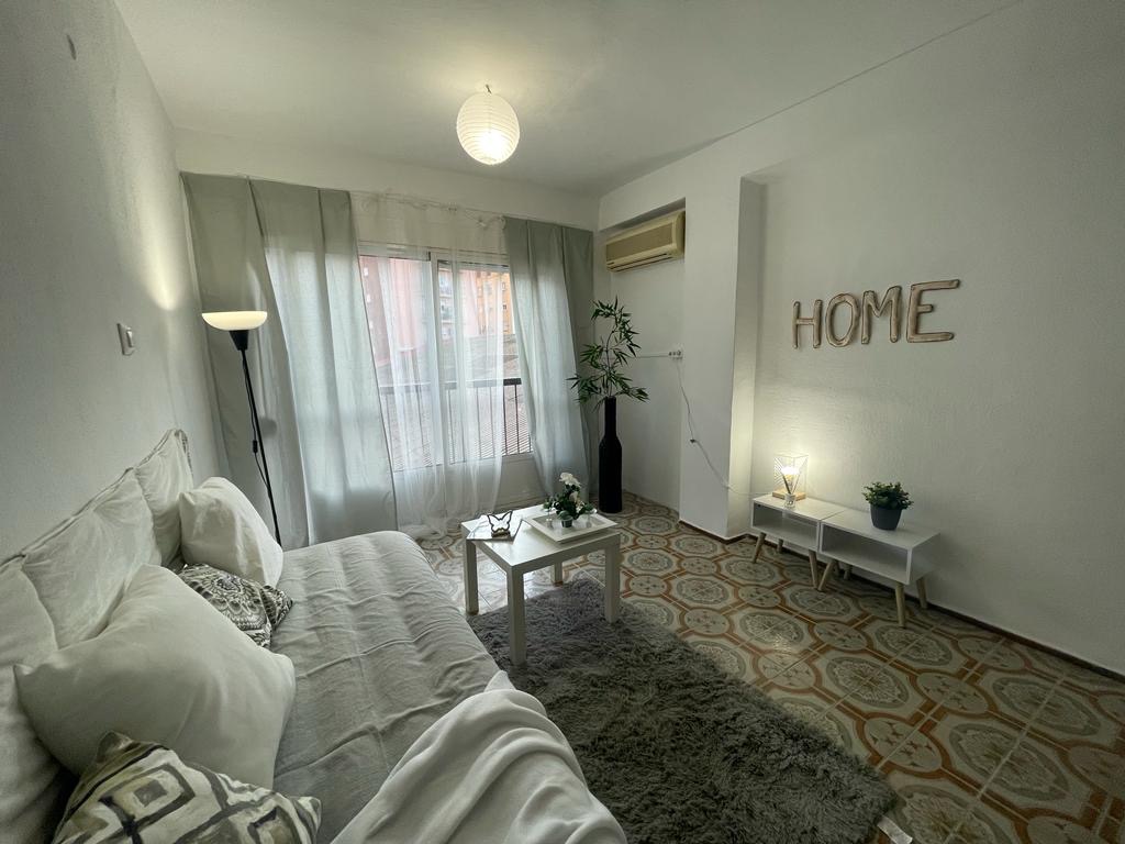 Woning / appartement - Valencia - Calle Cofrentes 26