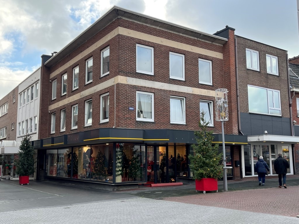 Woning / winkelpand - Geleen - Ansemburgstraat 15a, 15b en Markt 113