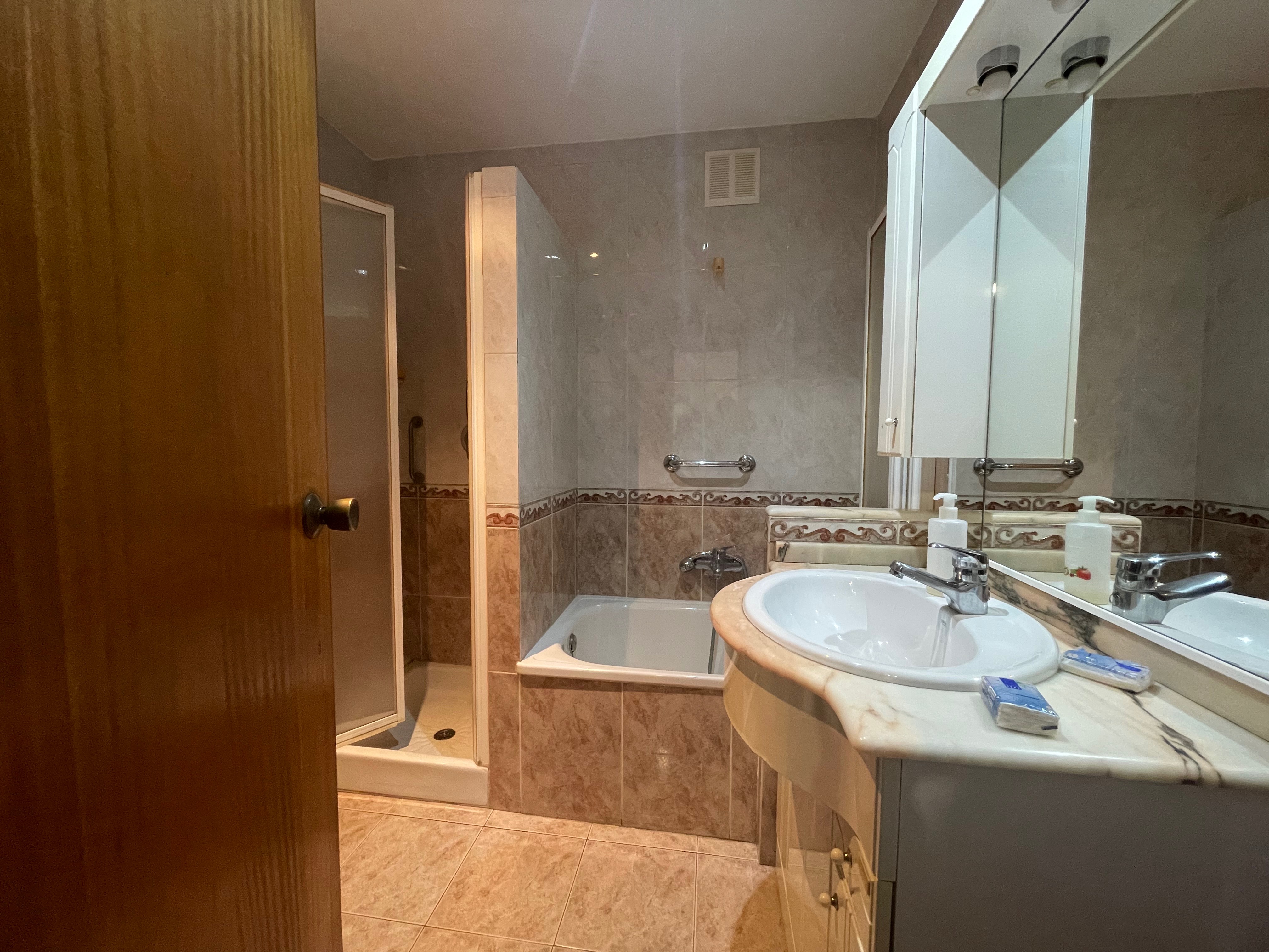 Woning / appartement - Valencia - Calle Islas Canarias 62
